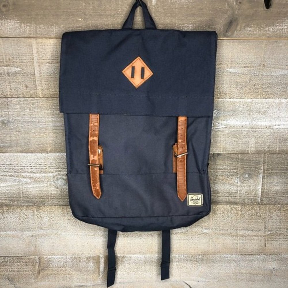 Herschel Supply Co navy large travel carry on laptop school backpack
